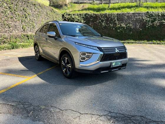 MITSUBISHI ECLIPSE CROSS 1.5 MIVEC TURBO GASOLINA HPE CVT MITSUBISHI ECLIPSE CROSS 1.5 MIVEC TURBO GASOLINA HPE CVT
